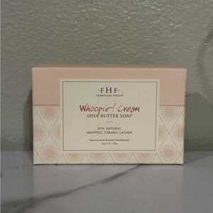 Farmhouse Fresh Whoopie! Cream Shea Butter Soap - Pink